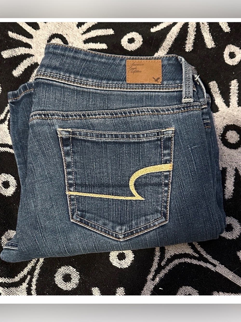 American Eagle Slim Bootcut Jeans 6 short